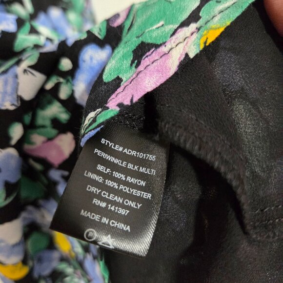 NWT ASTR THE LABEL FLORAL SWEETHEART NECK FLORAL DRESS SIZE MEDIUM - Picture 13 of 16